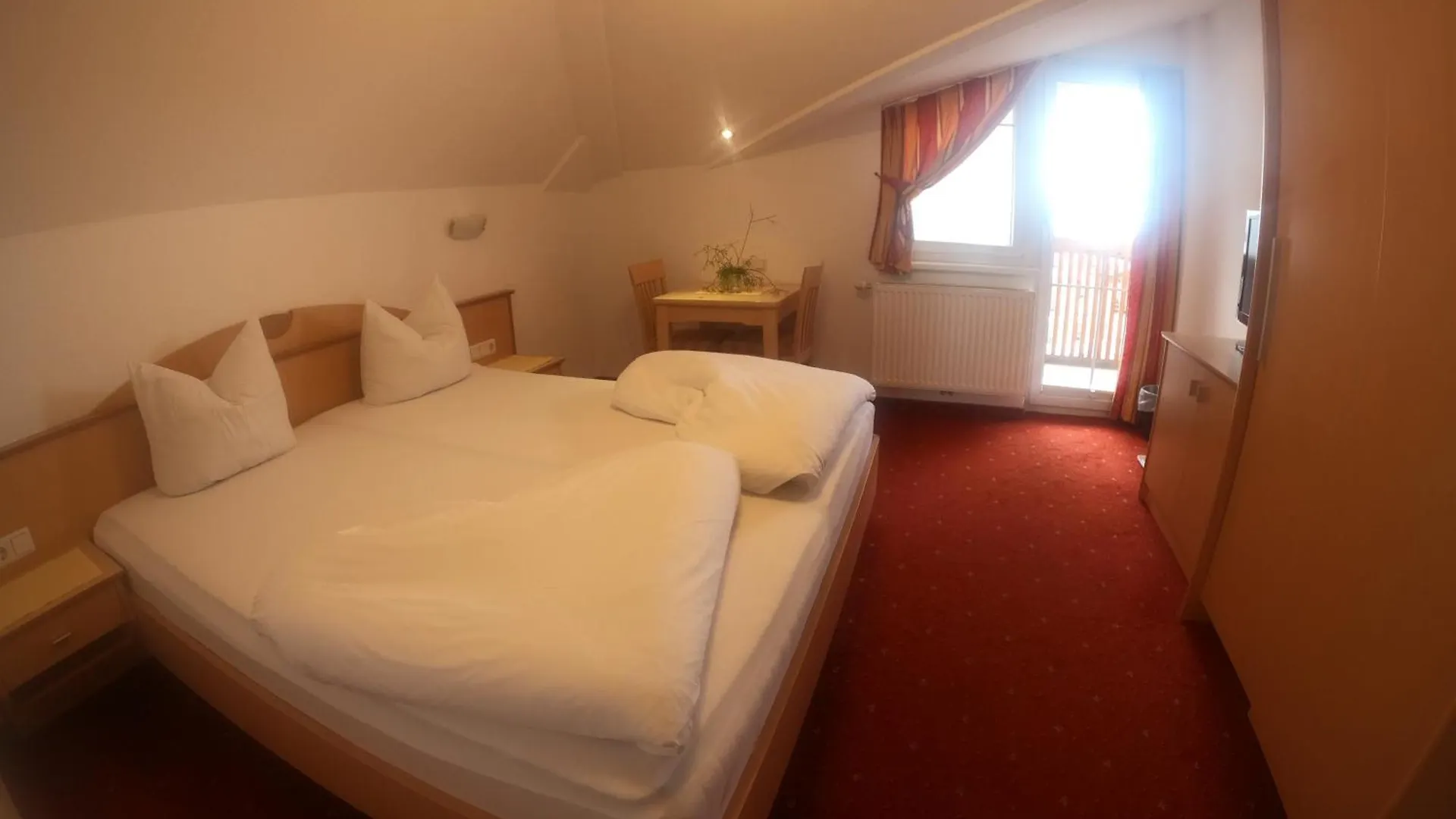 Hotel Garni Dorfschmiede Ischgl 0*,  Austria