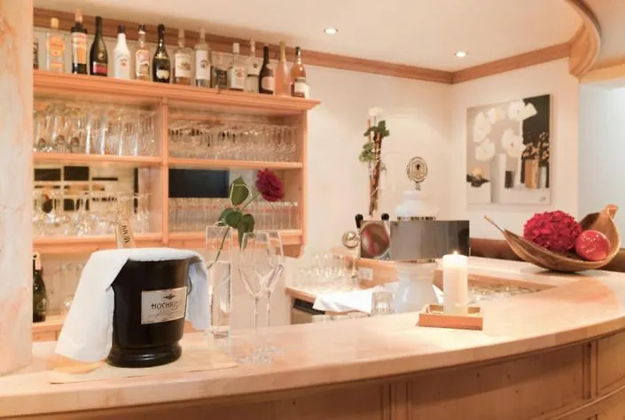 Hotel Garni Dorfschmiede Ischgl 0*,